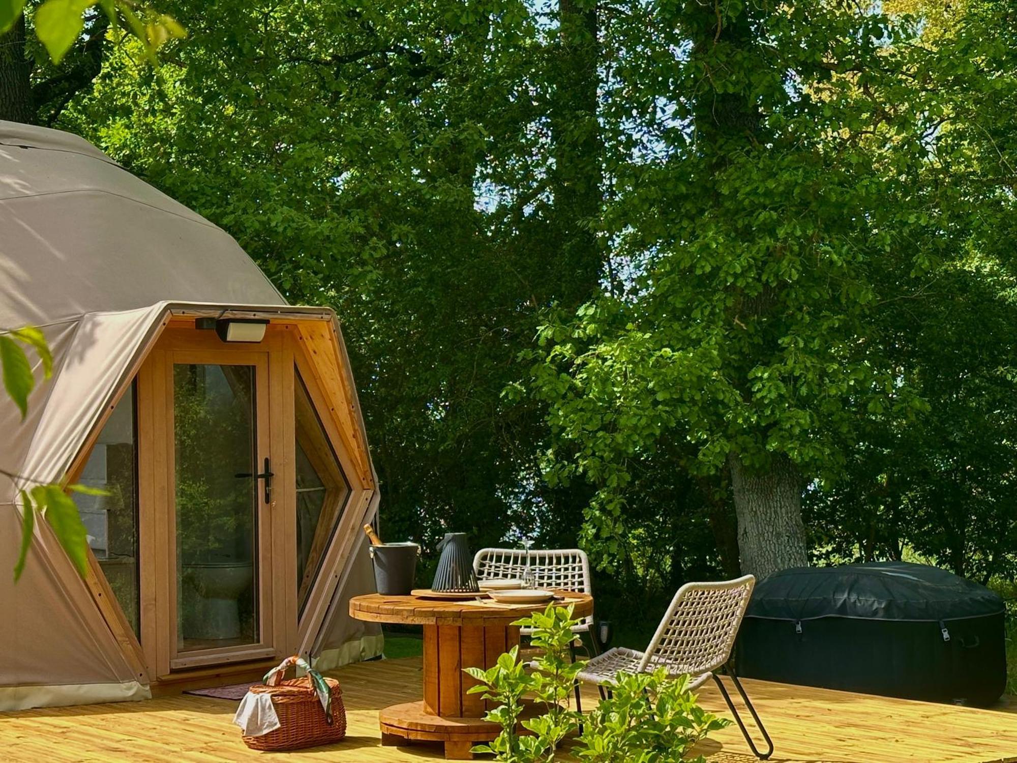 Dome Pathome Catonvielle Exterior photo